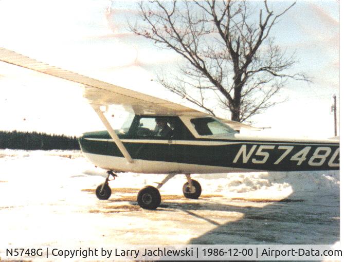 N5748G, 1969 Cessna 150K C/N 15071248, Flight lesson December 1986