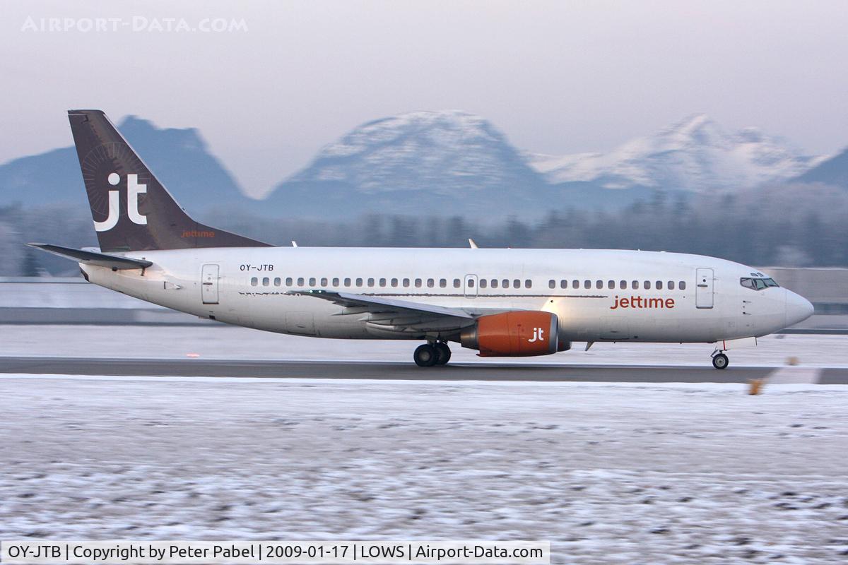 OY-JTB, 1989 Boeing 737-3Y0 C/N 24464, szg wintercharter