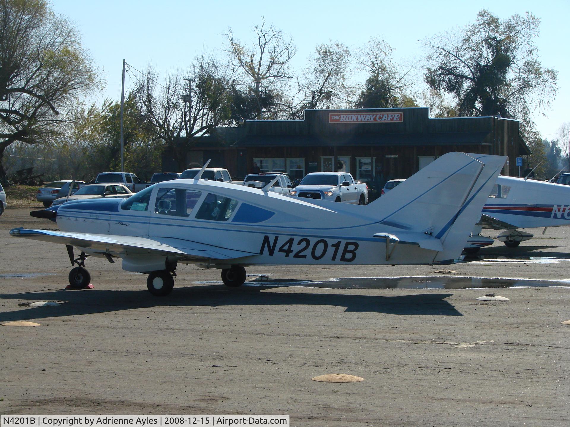 N4201B, 1975 Bellanca 17-30A Viking C/N 75-30775, Woodlake CA