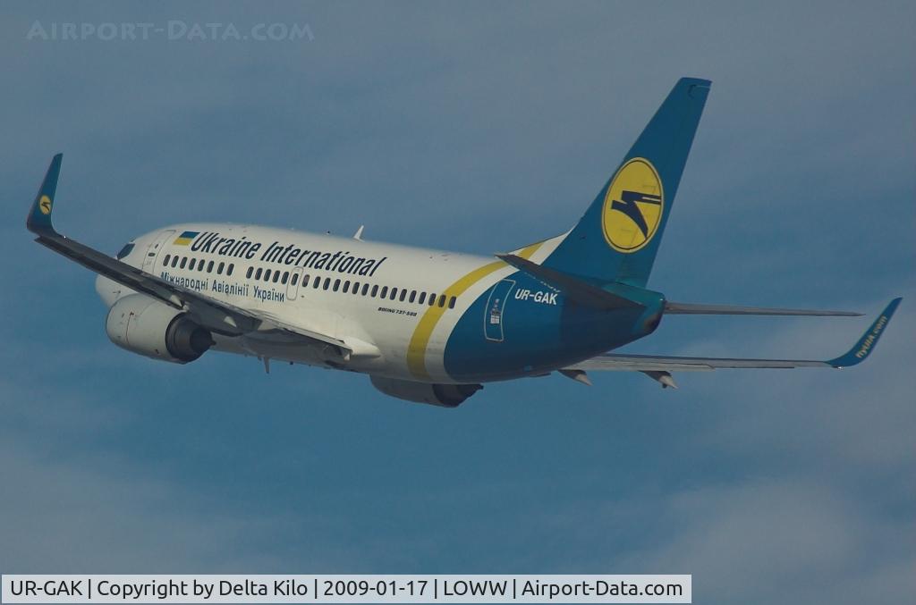 UR-GAK, 1992 Boeing 737-5Y0 C/N 26075, Ukraine International