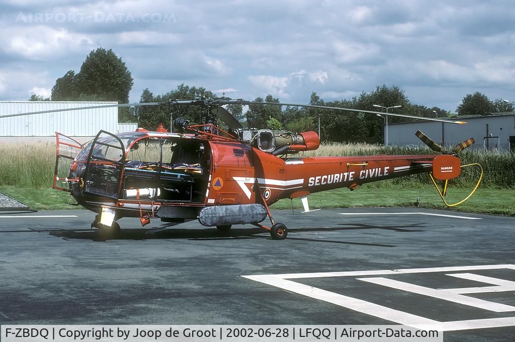 F-ZBDQ, Aérospatiale SA-316B Alouette III C/N 2357, The Alouette III was at watch at the apron of the Securité Civile at Lille Lesquin.
