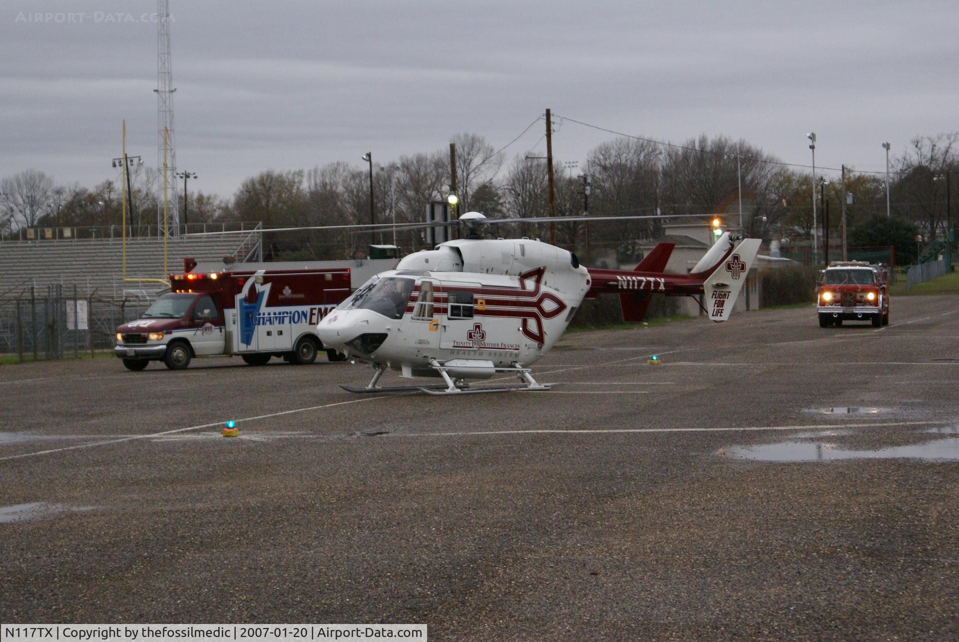 N117TX, 1988 Eurocopter-Kawasaki BK-117B-1 C/N 7177, TMF Flight for Life Scene Response Kilgore, TX