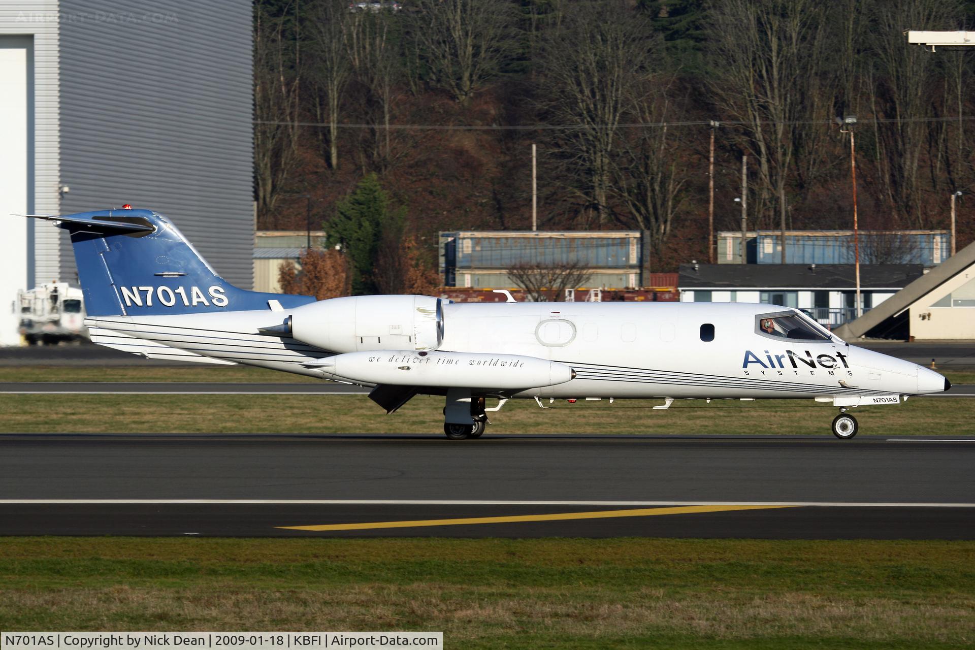 N701AS, 1976 Gates Learjet 35 C/N 047, KBFI