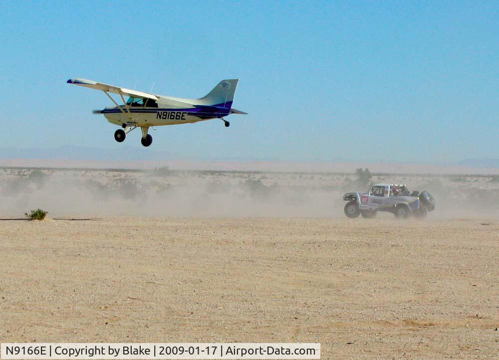 N9166E, 1977 Maule M-5-235C Lunar Rocket C/N 7117C, Chasing Rolfe Racing