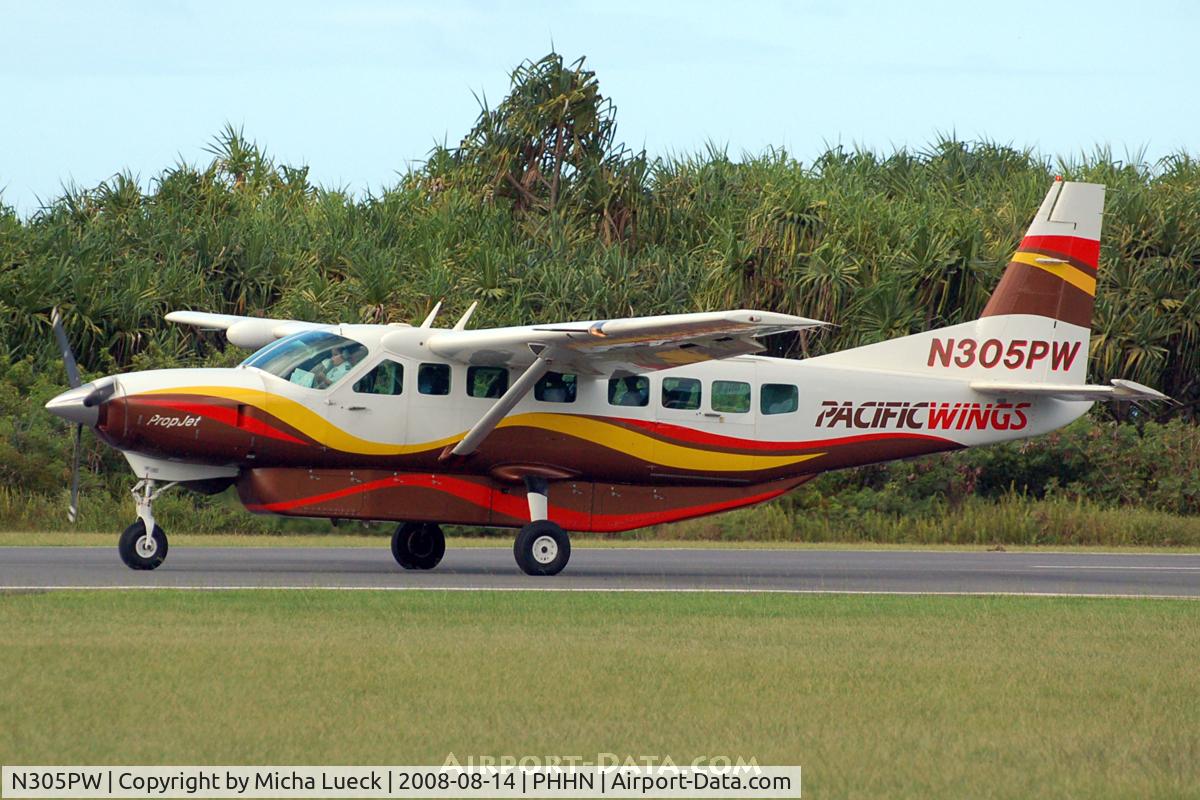 N305PW, 2000 Cessna 208B C/N 208B0828, At Hana/Maui