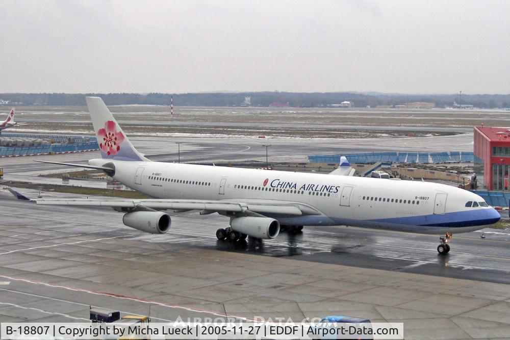 B-18807, 2003 Airbus A340-313 C/N 541, At Frankfurt