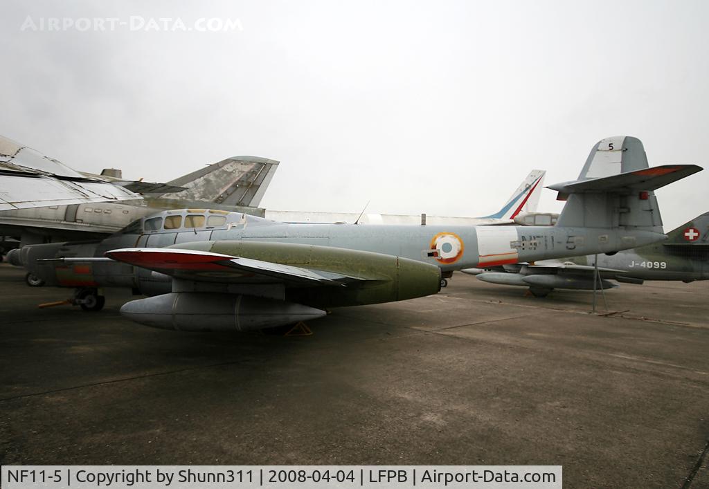 NF11-5, Gloster Meteor NF.11 C/N Not found NF11-5, Stored at Dugny