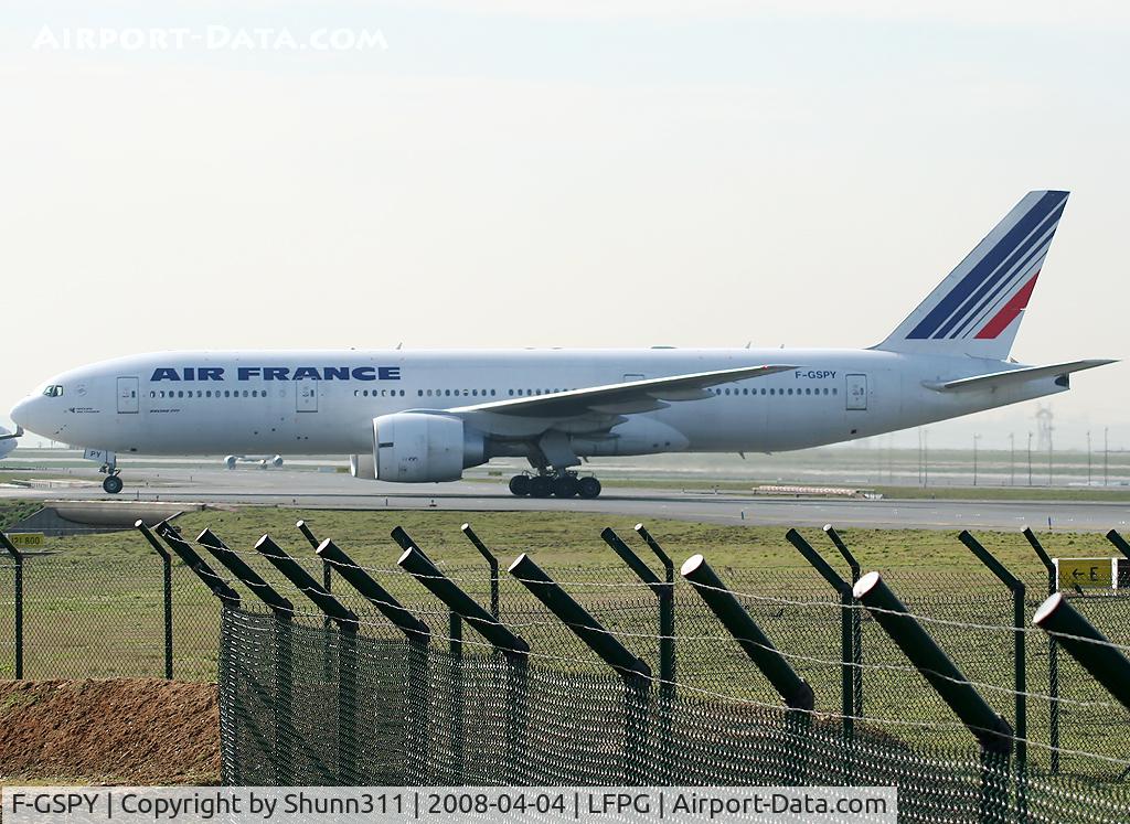 F-GSPY, 2002 Boeing 777-228/ER C/N 32305, Rolling to the South
