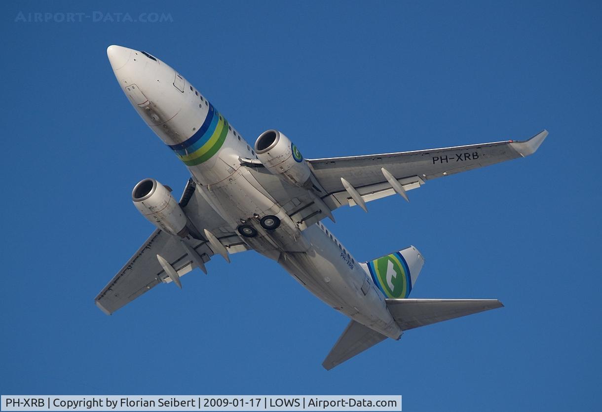 PH-XRB, 2003 Boeing 737-7K2 C/N 28256, Take off