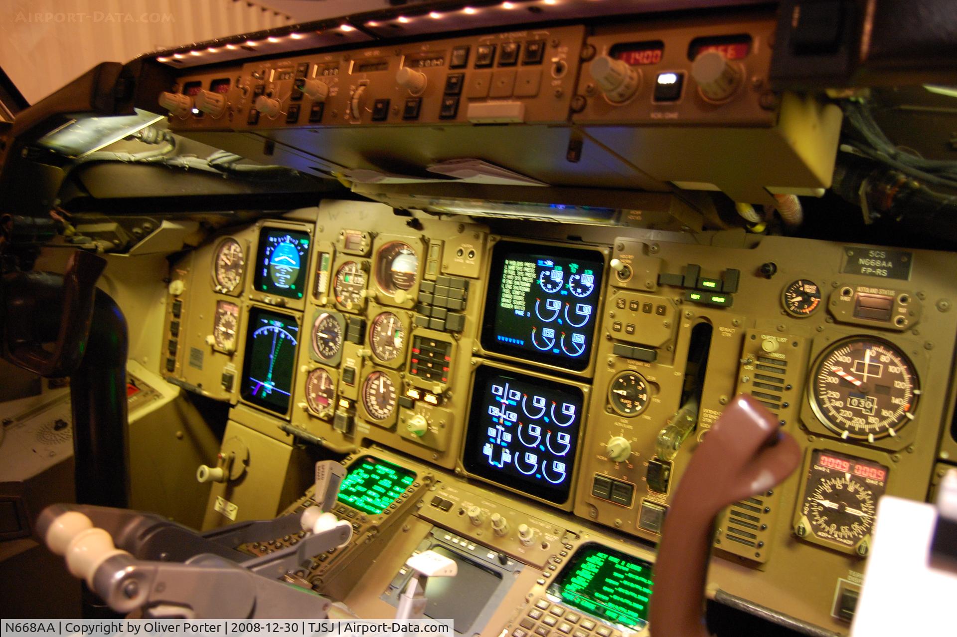 N668AA, 1992 Boeing 757-223 C/N 25333, Getting ready for AA1312, SJU-BDL