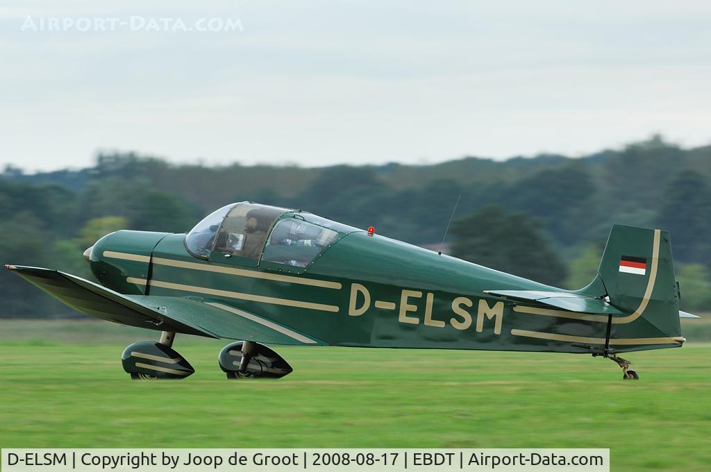 D-ELSM, 1957 Jodel D-117A Grand Tourisme C/N 839, Landing at Schaffen-Diest