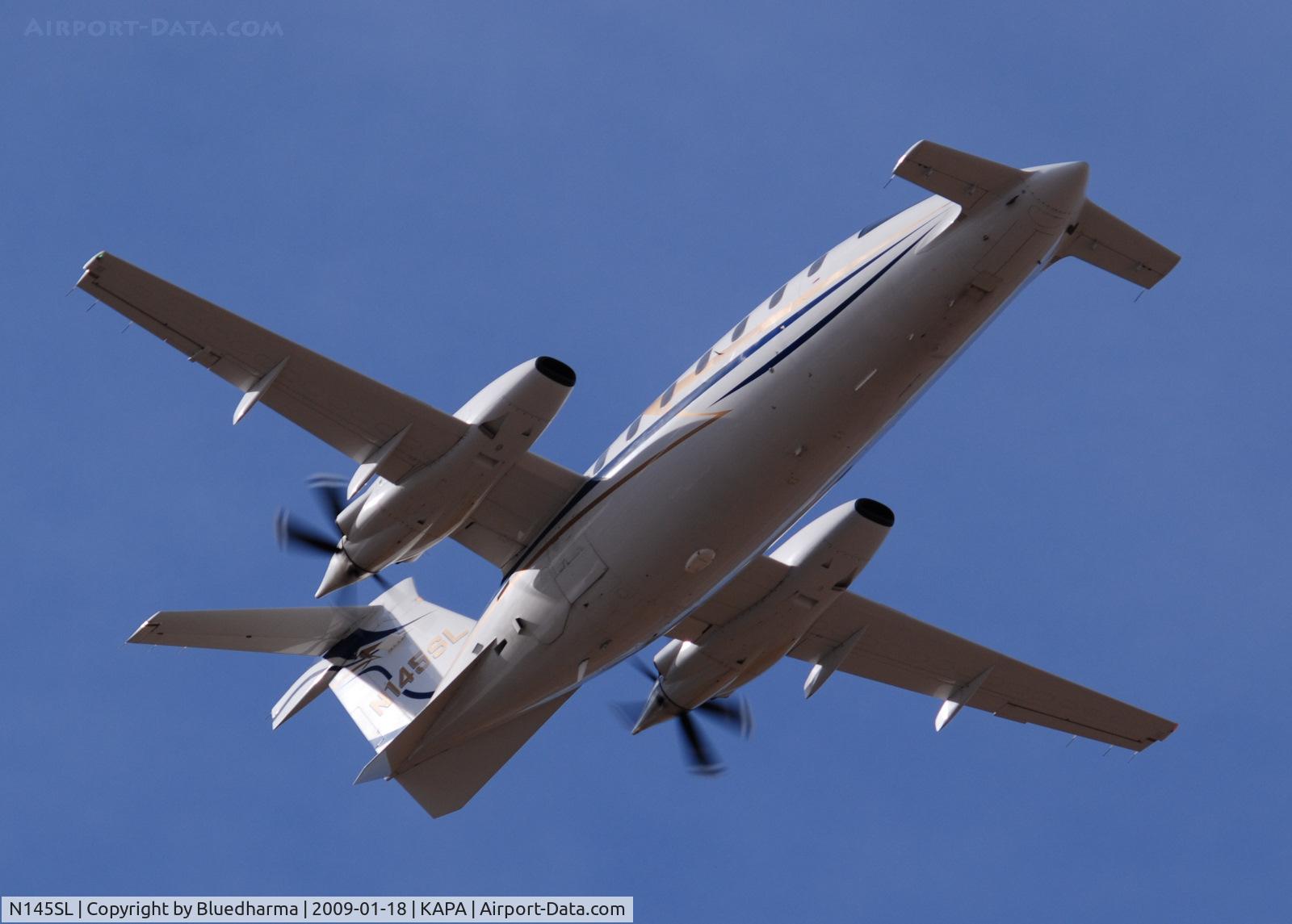 N145SL, 2004 Piaggio P-180 Avanti C/N 1093, Takeoff from 35R.