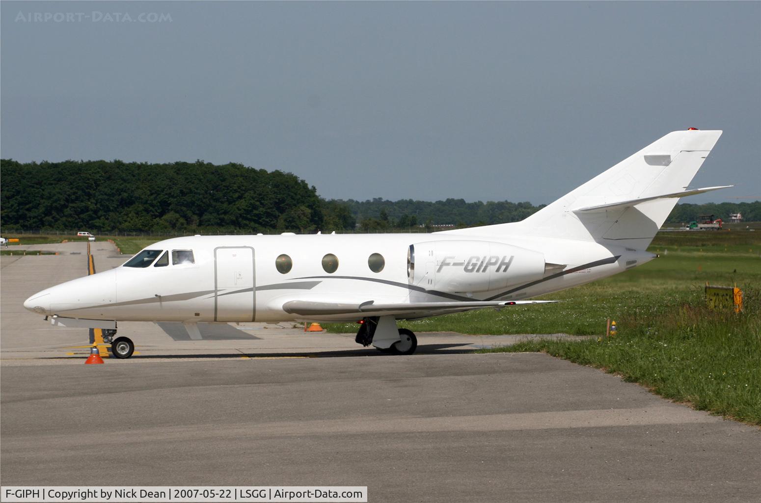 F-GIPH, Dassault Falcon 100 C/N 194, LSGG