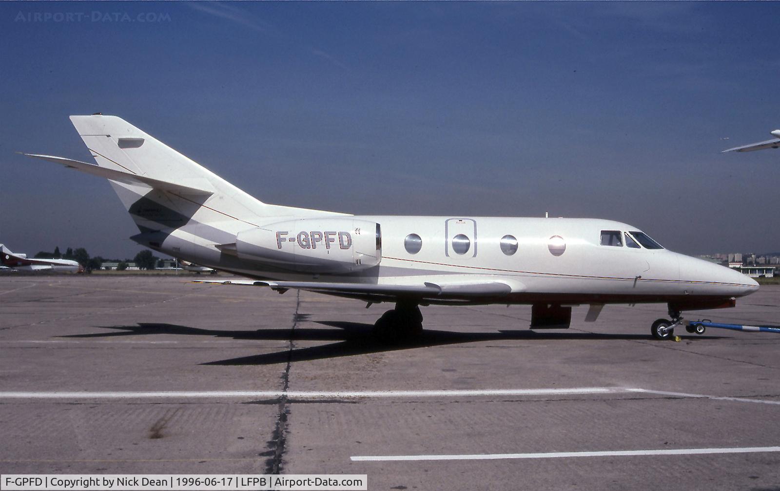 F-GPFD, 1988 Dassault Falcon 10 C/N 221, LFPB