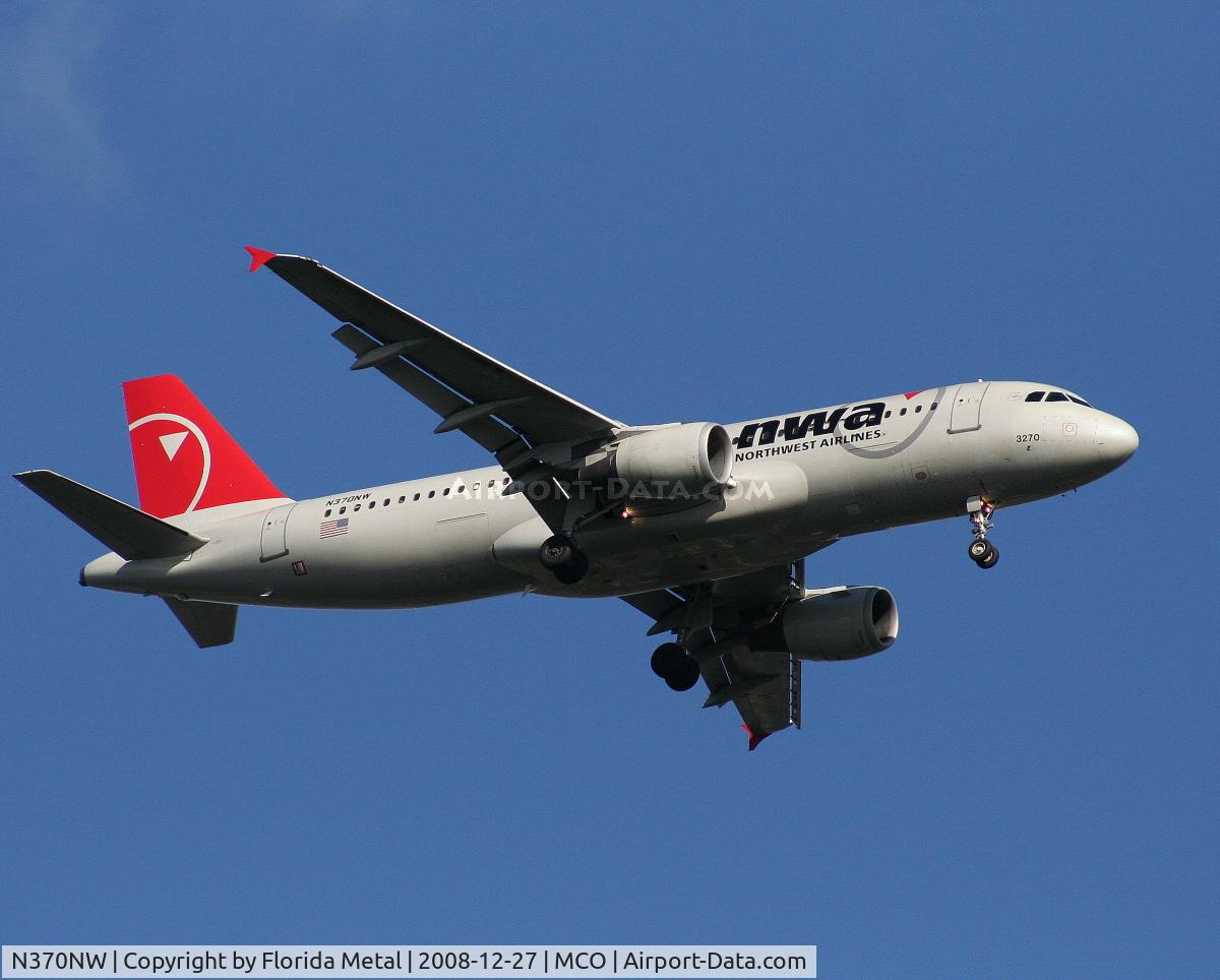 N370NW, 1999 Airbus A320-212 C/N 1037, Northwest A320