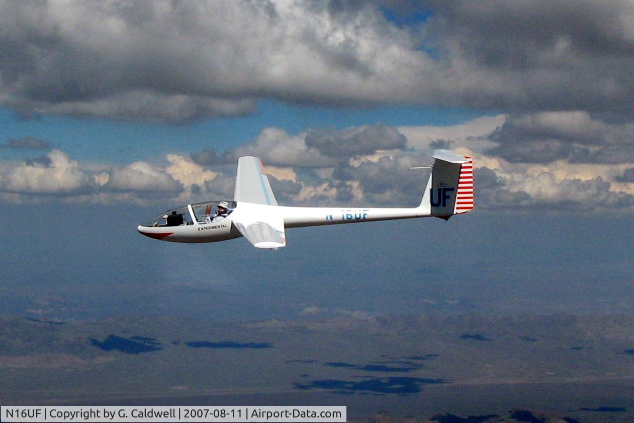 N16UF, 1979 Grob Speed Astir II C/N 4005, N16UF in Flight