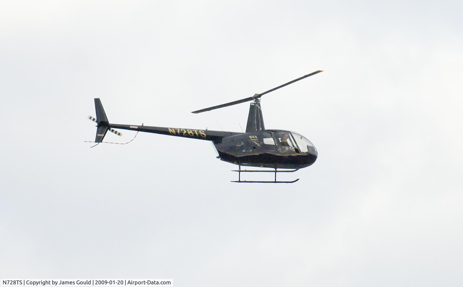 N728TS, Robinson R44 C/N 2025, Spotted flying over Ballona Creek Freshwater Marsh