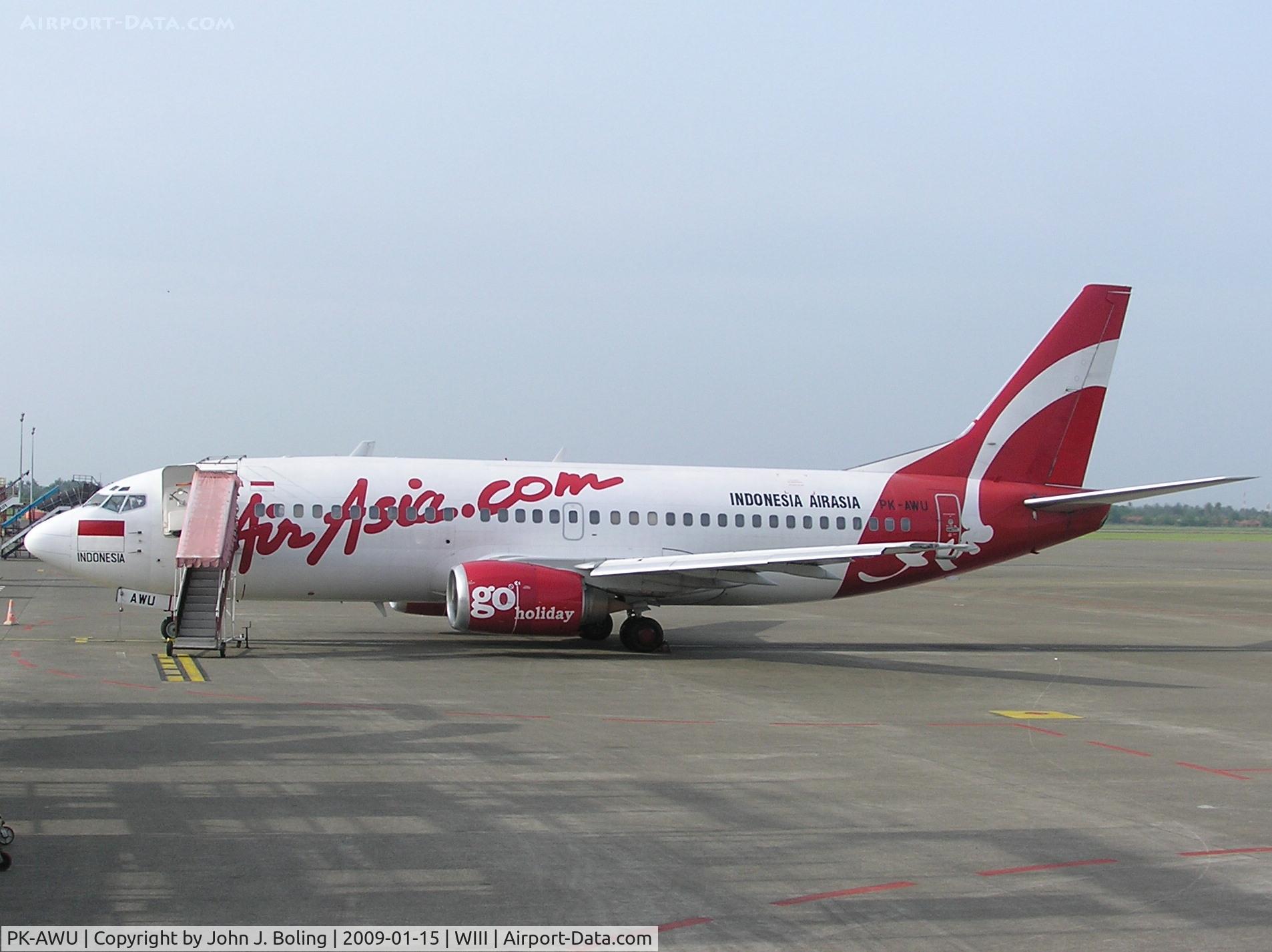 PK-AWU, 1985 Boeing 737-301 C/N 23257, Boeing 737 on remote parking at Jakarta