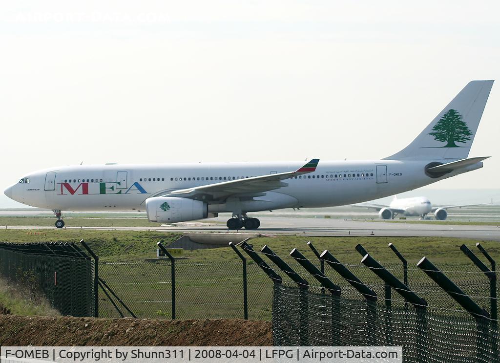 F-OMEB, 2003 Airbus A330-243 C/N 529, Rolling to the South...