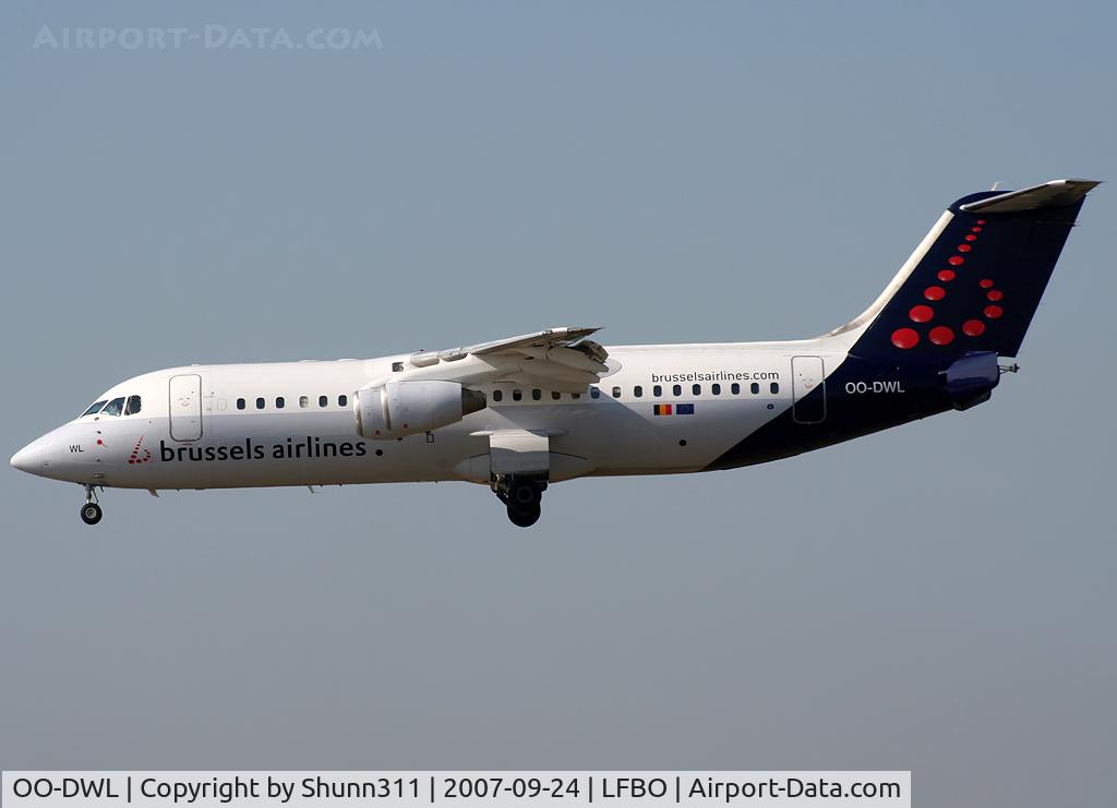 OO-DWL, 1999 British Aerospace Avro 146-RJ100 C/N E3361, Landing rwy 14R