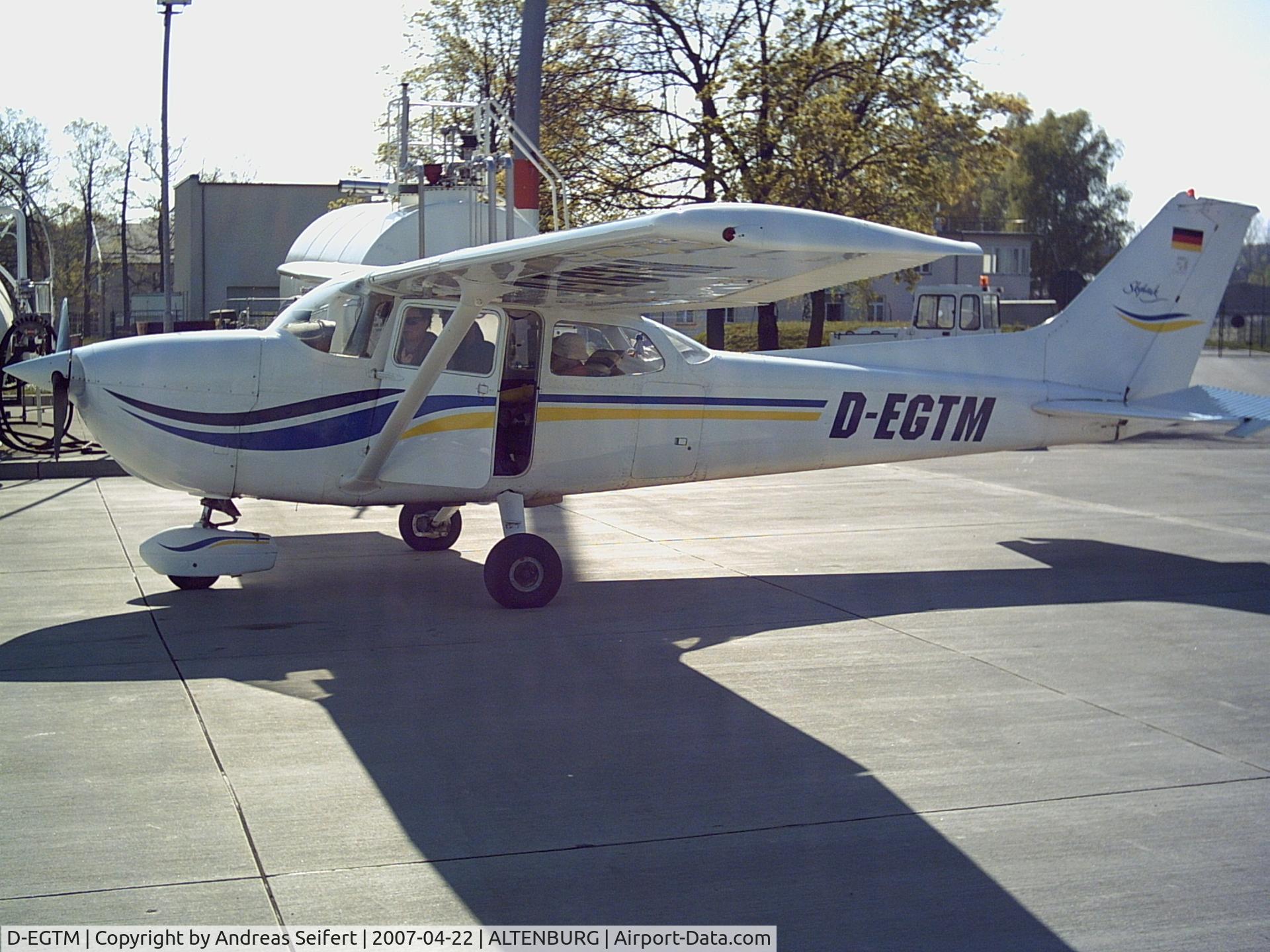 D-EGTM, Reims F172N Skyhawk C/N F17201698, Airport Altenburg 2007