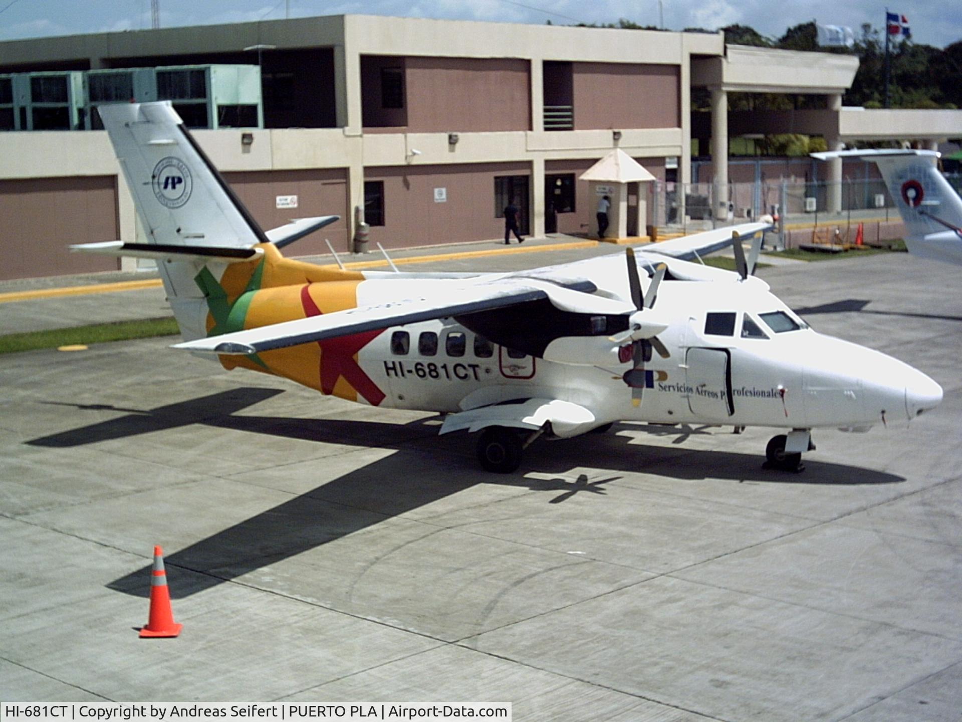 HI-681CT, 1988 Let L-410UVP-E3 Turbolet C/N 882025, Airport Puerto Plate