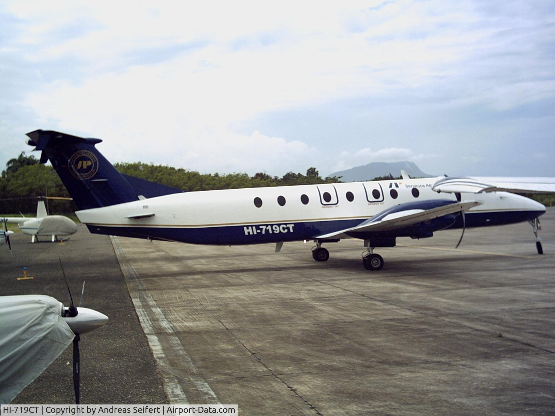 HI-719CT, 1989 Beech 1900C C/N UC-84, Airport Puerto Plata
