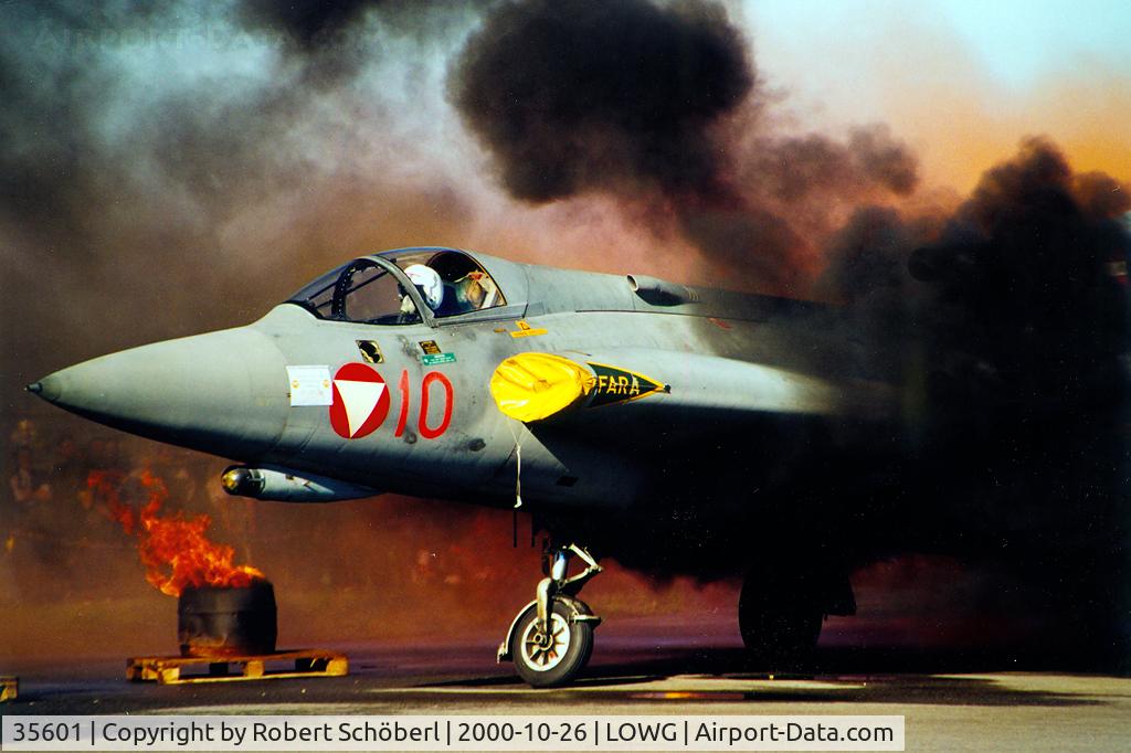35601, 1970 Saab J-35J Draken C/N 35-601, The Austrian Air Force shows an rescue operation.