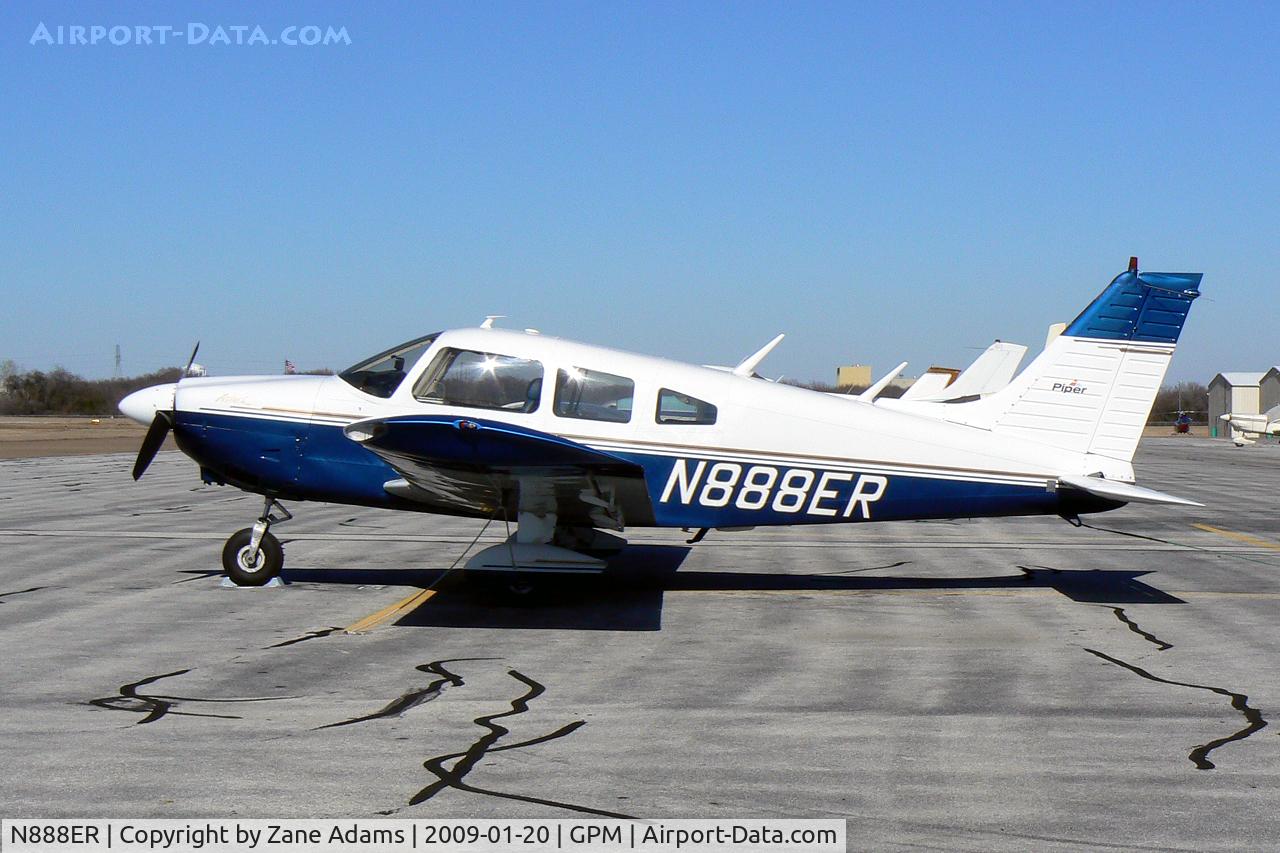 N888ER, 1974 Piper PA-28-180 C/N 28-7505087, At Grand Prairie Municipal