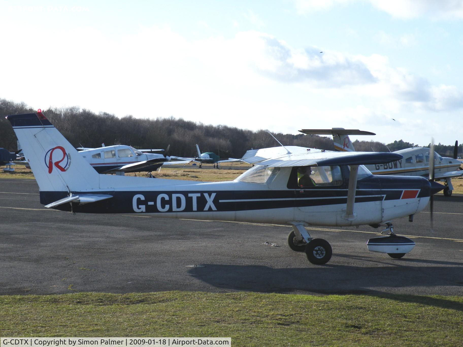 G-CDTX, 1979 Reims F152 C/N 1662, Reims Cessna 152 at Blackbushe