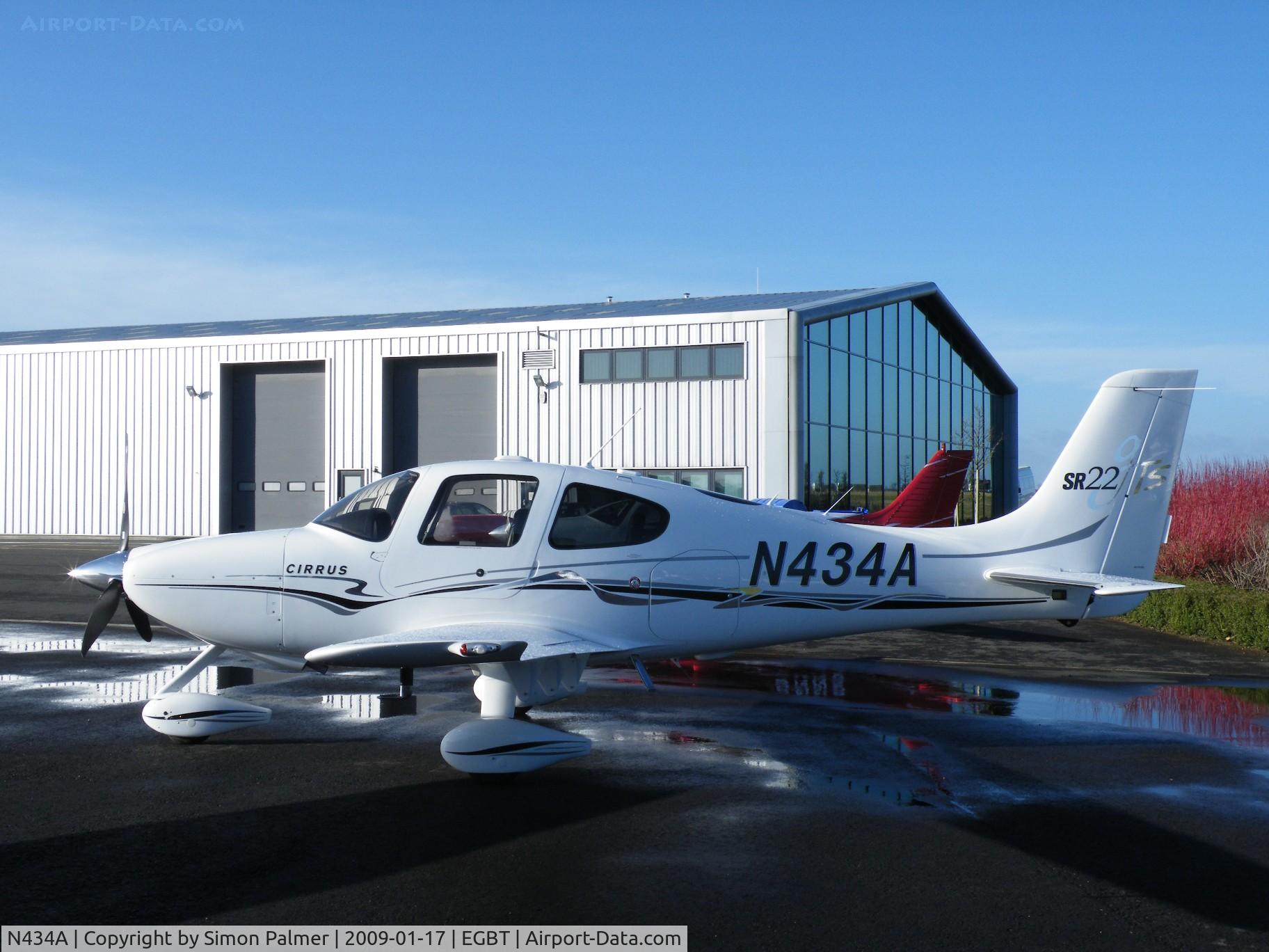 N434A, 2005 Cirrus SR22 GTS C/N 1382, Cirrus SR22 at Turweston