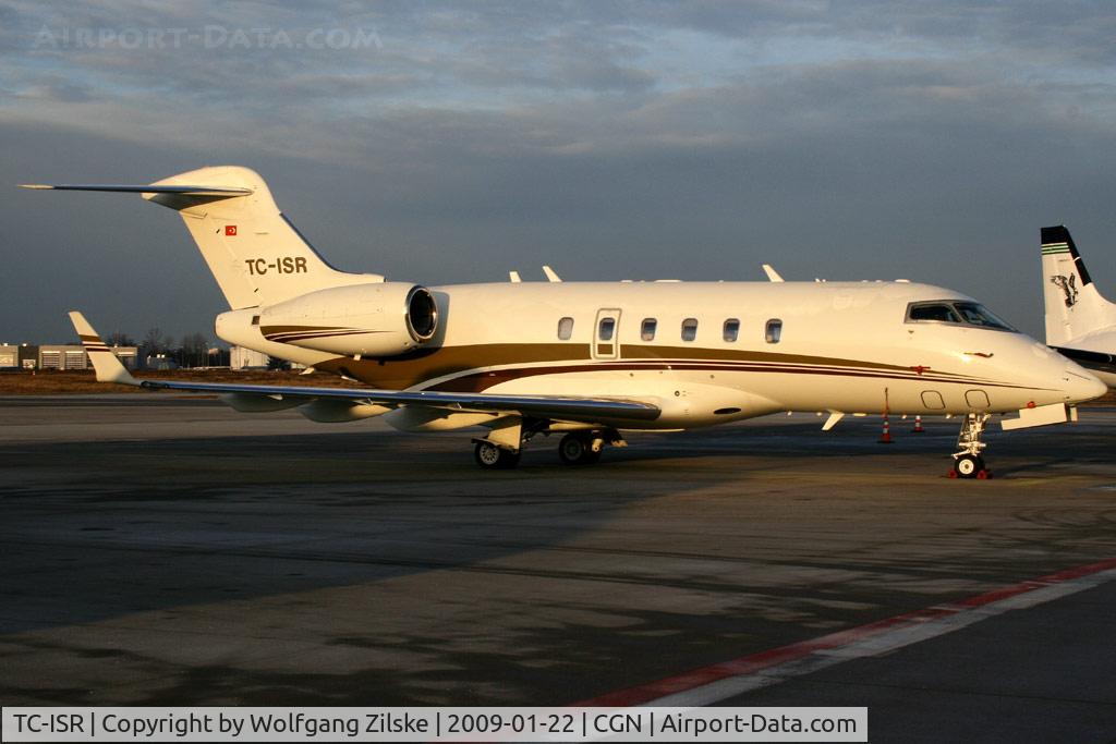 TC-ISR, Bombardier Challenger 300 (BD-100-1A10) C/N 20138, visitor