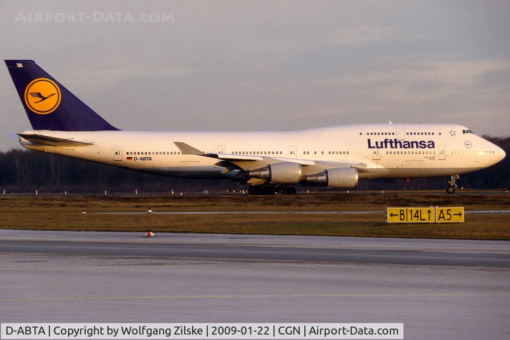 D-ABTA, 1989 Boeing 747-430M C/N 24285, Diversion from Frankfurt