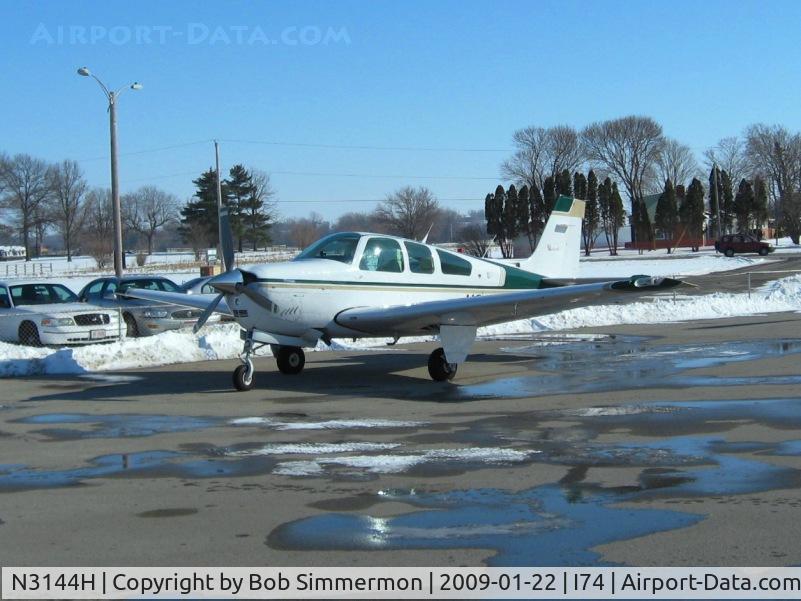 N3144H, 1987 Beech F33A Bonanza C/N CE-1191, On the ramp at Urbana, Ohio
