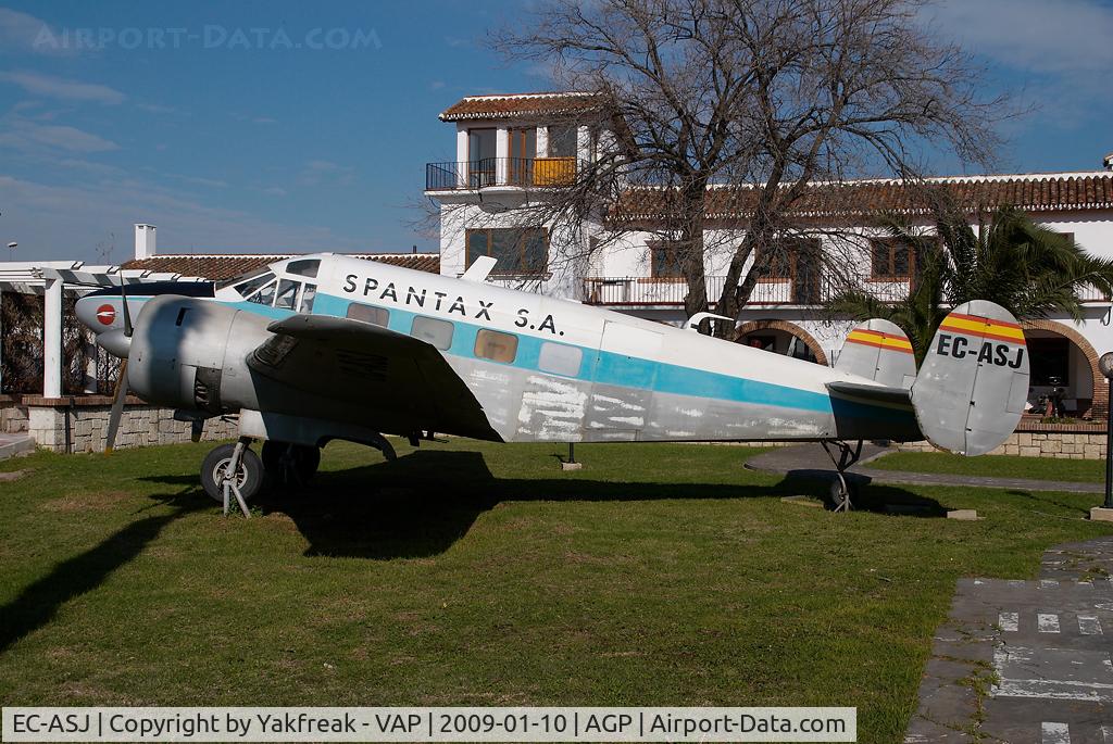 EC-ASJ, 1952 Beech C-45H Expeditor C/N AF-752, Spantax Beech 18