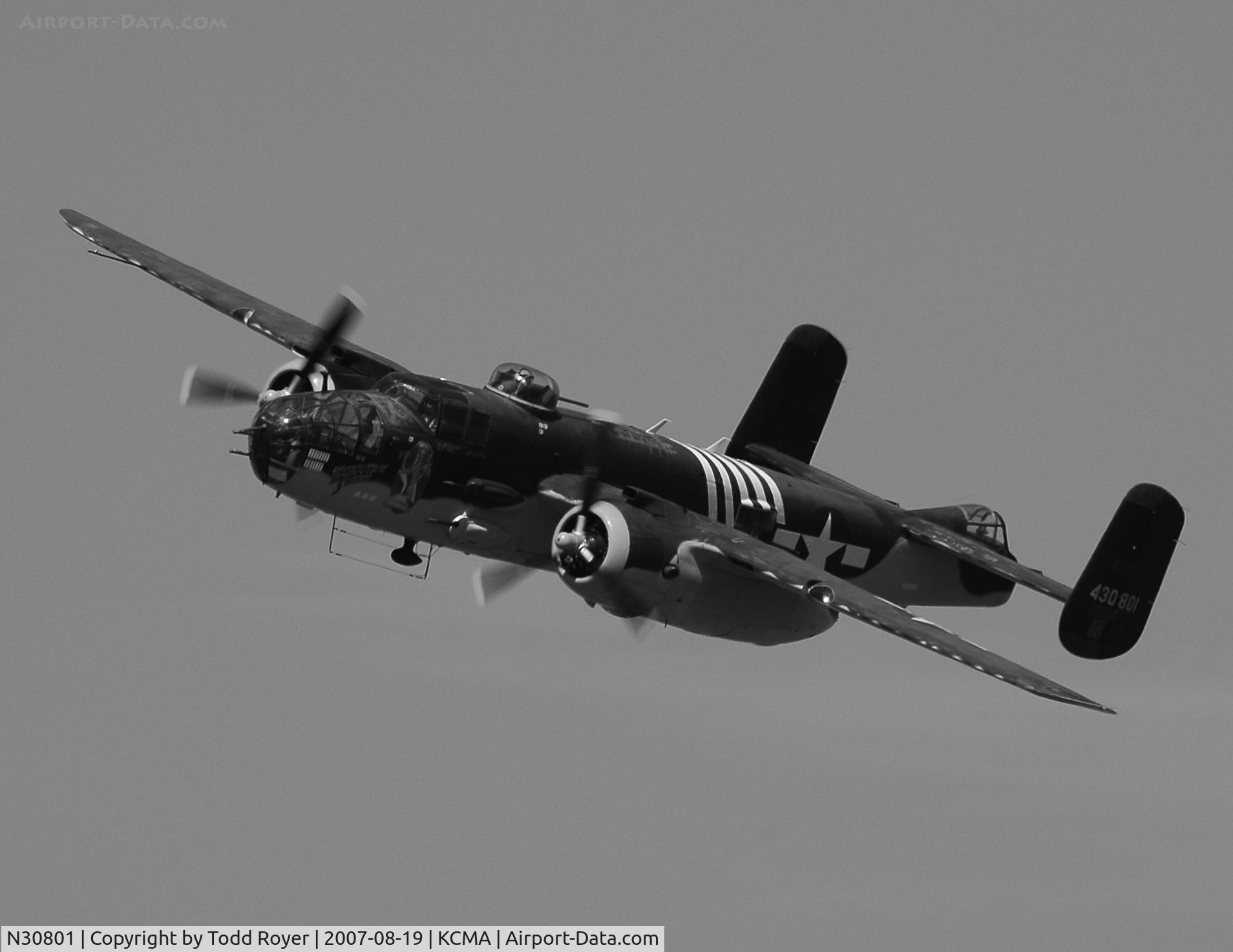 N30801, 1944 North American TB-25N Mitchell C/N 108-34076, Camarillo airshow 2007