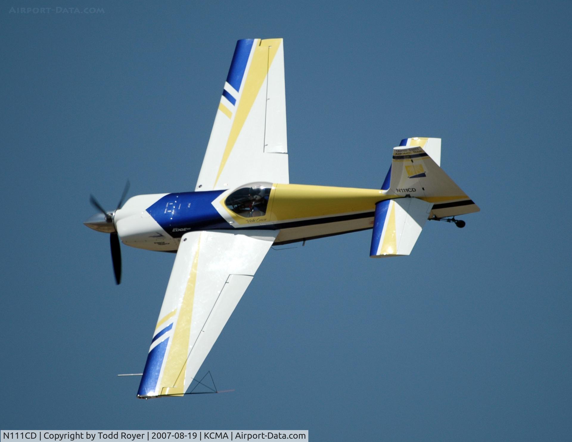 N111CD, 1999 Zivko Edge 540 C/N 0026, Camarillo airshow 2007