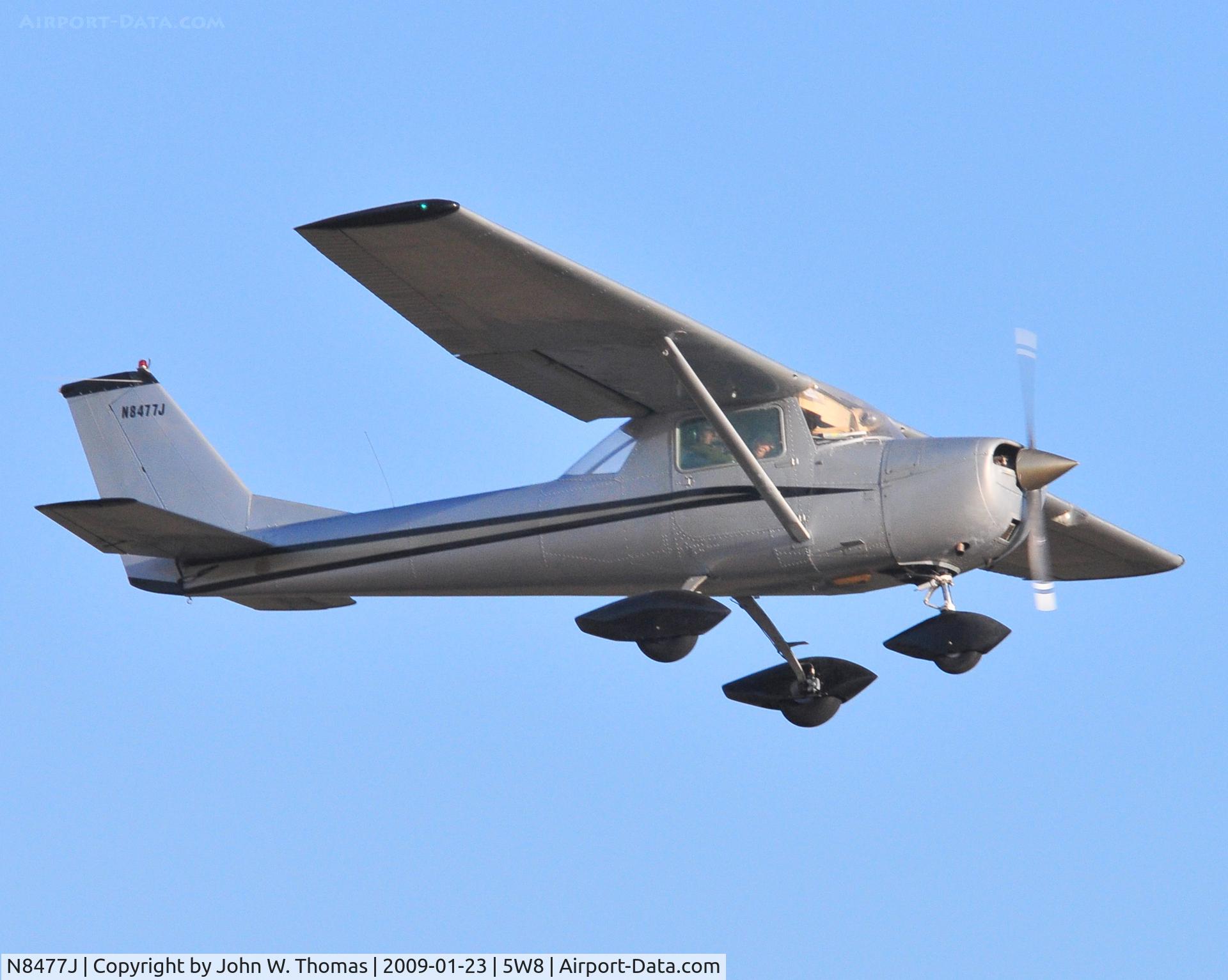 N8477J, 1967 Cessna 150G C/N 15066377, Departing runway 22