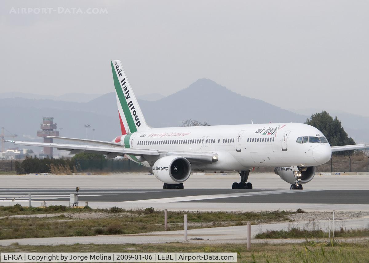 EI-IGA, 1990 Boeing 757-230/SF C/N 24748, Rare on LEBL