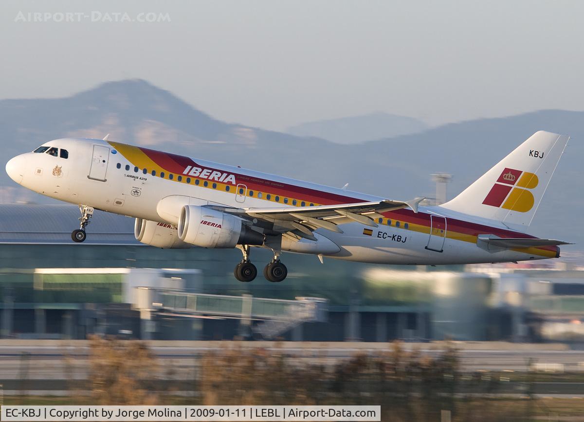 EC-KBJ, 2007 Airbus A319-111 C/N 3054, 