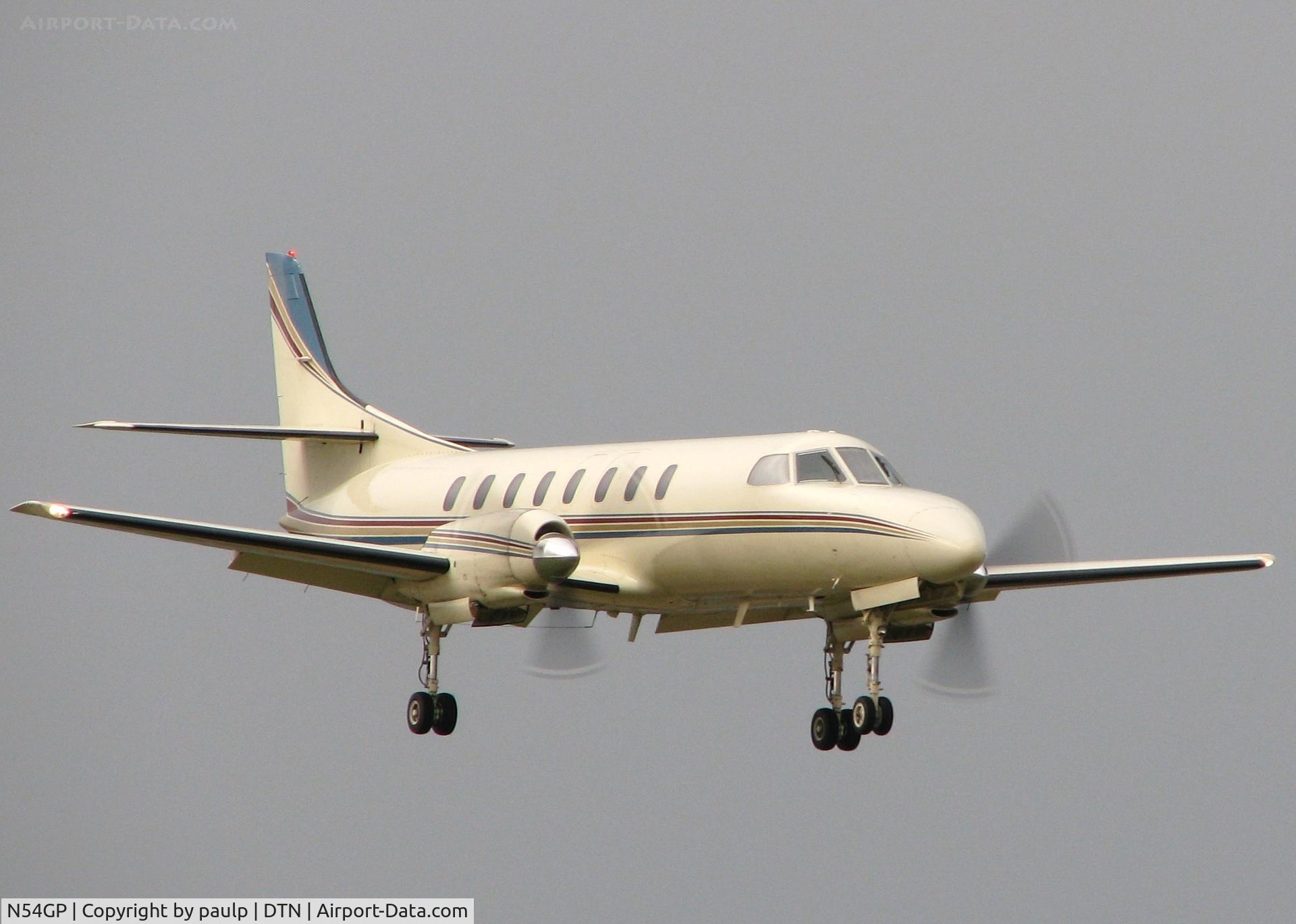 N54GP, 1975 Swearingen SA-226AT Merlin IV C/N AT034, Landing at the Downtown Shreveport airport.