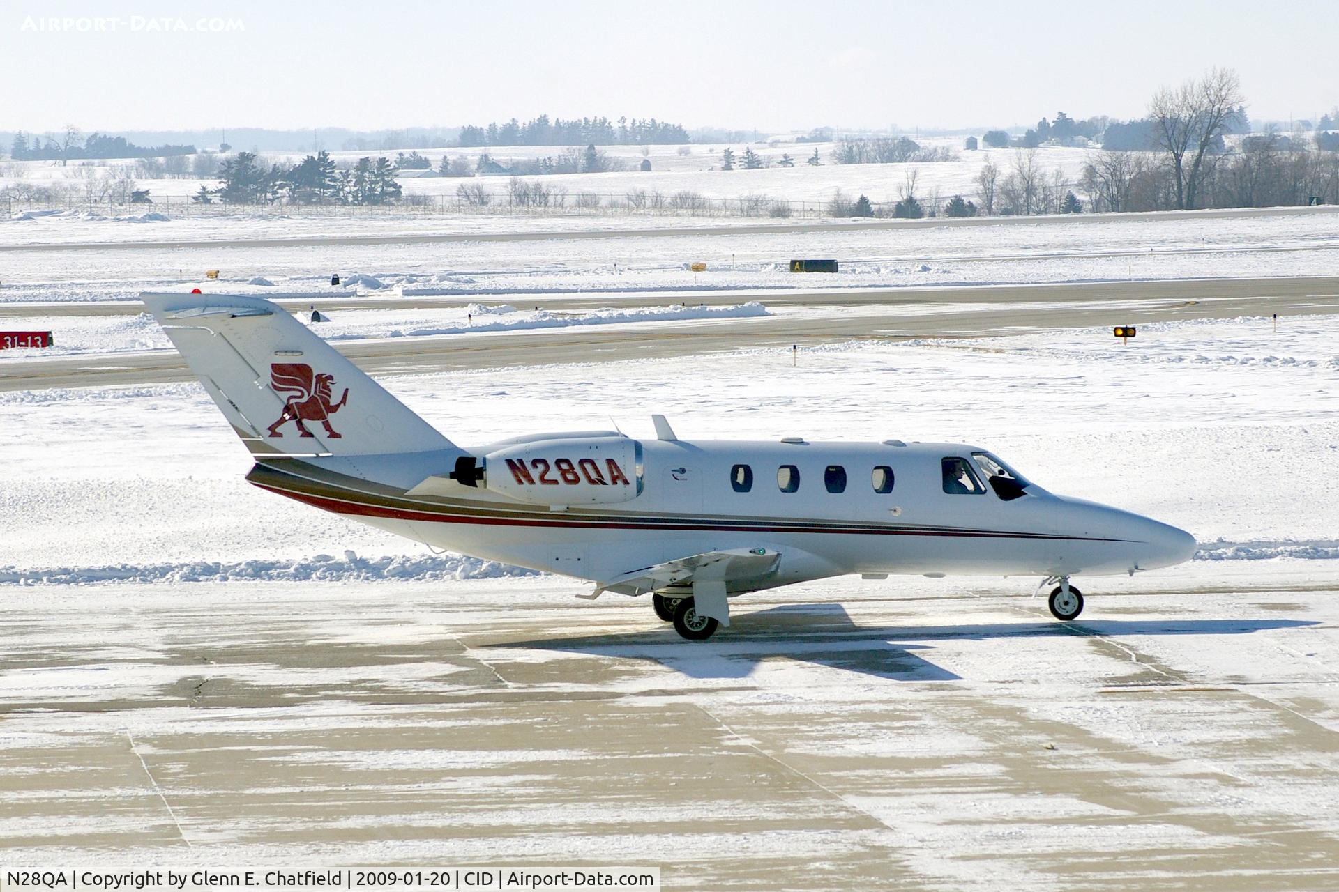 N28QA, 1997 Cessna 525 C/N 5250215, Taxiing by my window on the way to Landmark Aviation