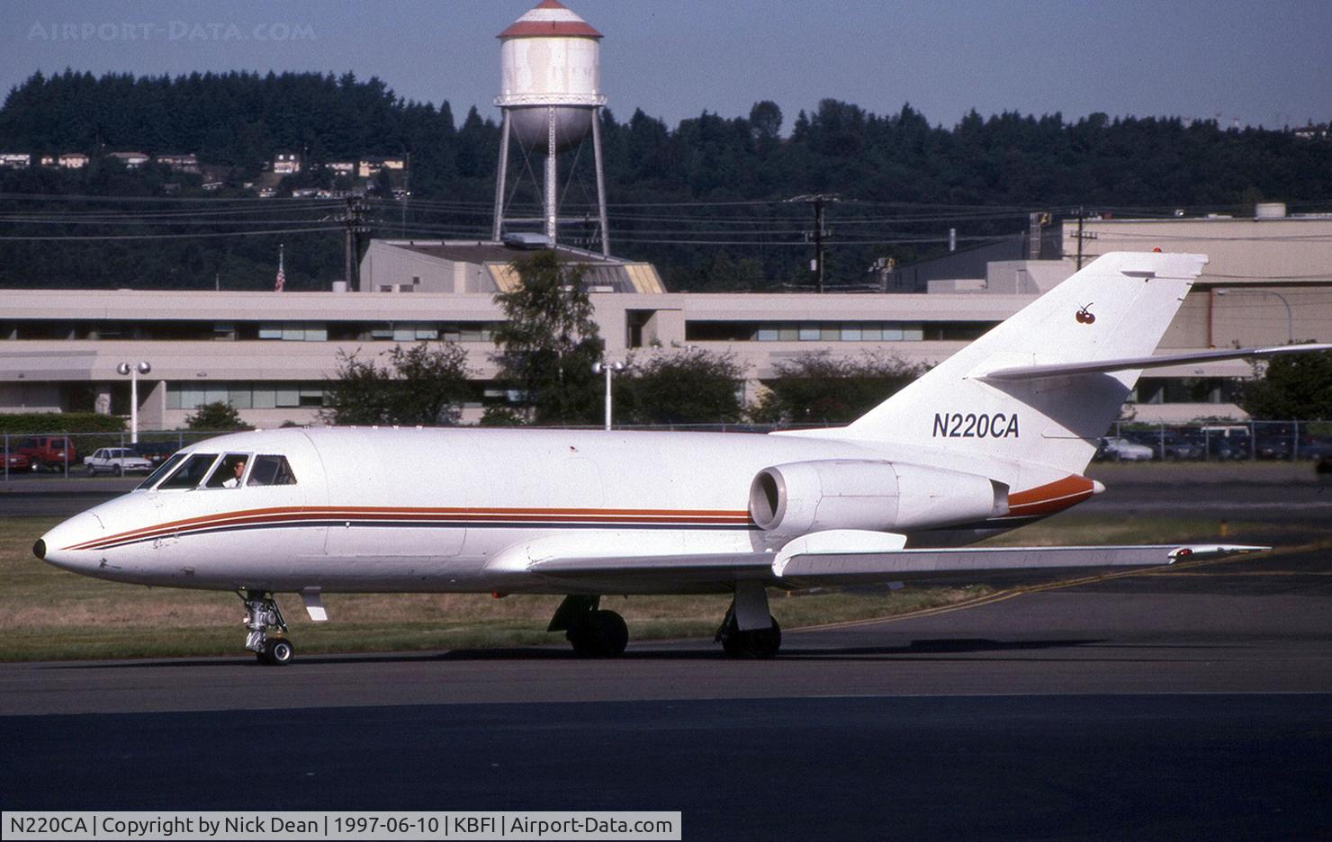 N220CA, 1969 Dassault Falcon (Mystere) 20DC C/N 220, KBFI