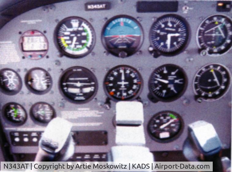 N343AT, 2001 Cessna 172S C/N 172S8768, Panel View