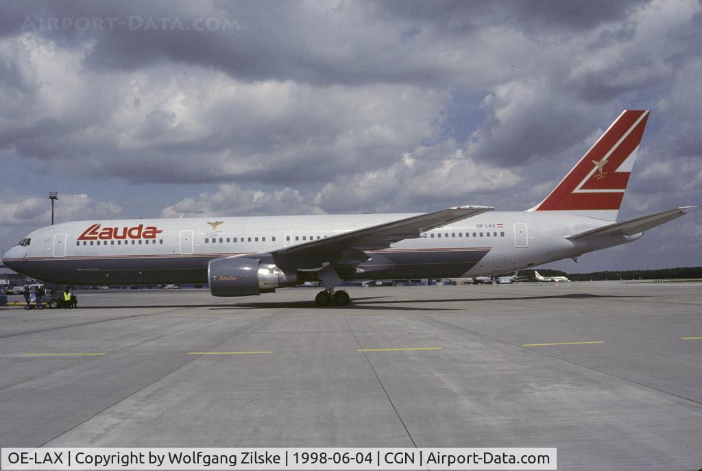 OE-LAX, 1992 Boeing 767-3Z9/ER C/N 27095, visitor