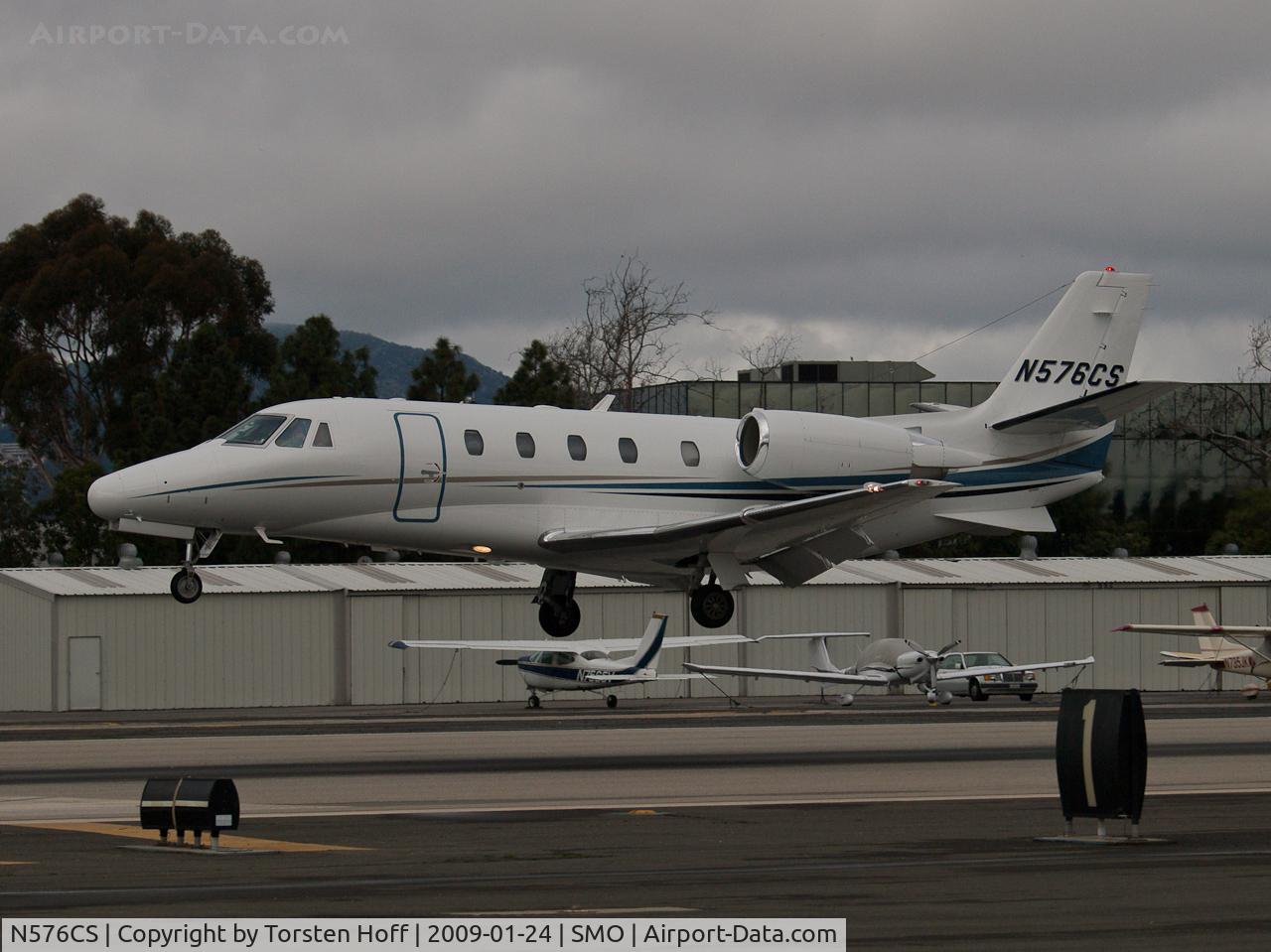 N576CS, 2008 Cessna 560 Citation Excel C/N 560-5794, N576CS arriving on RWY 21