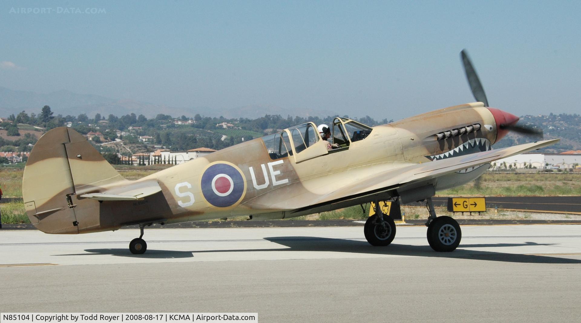 N85104, Curtiss P-40N-5CU Kittyhawk C/N 28954/F858, Camarillo Airshow 2008