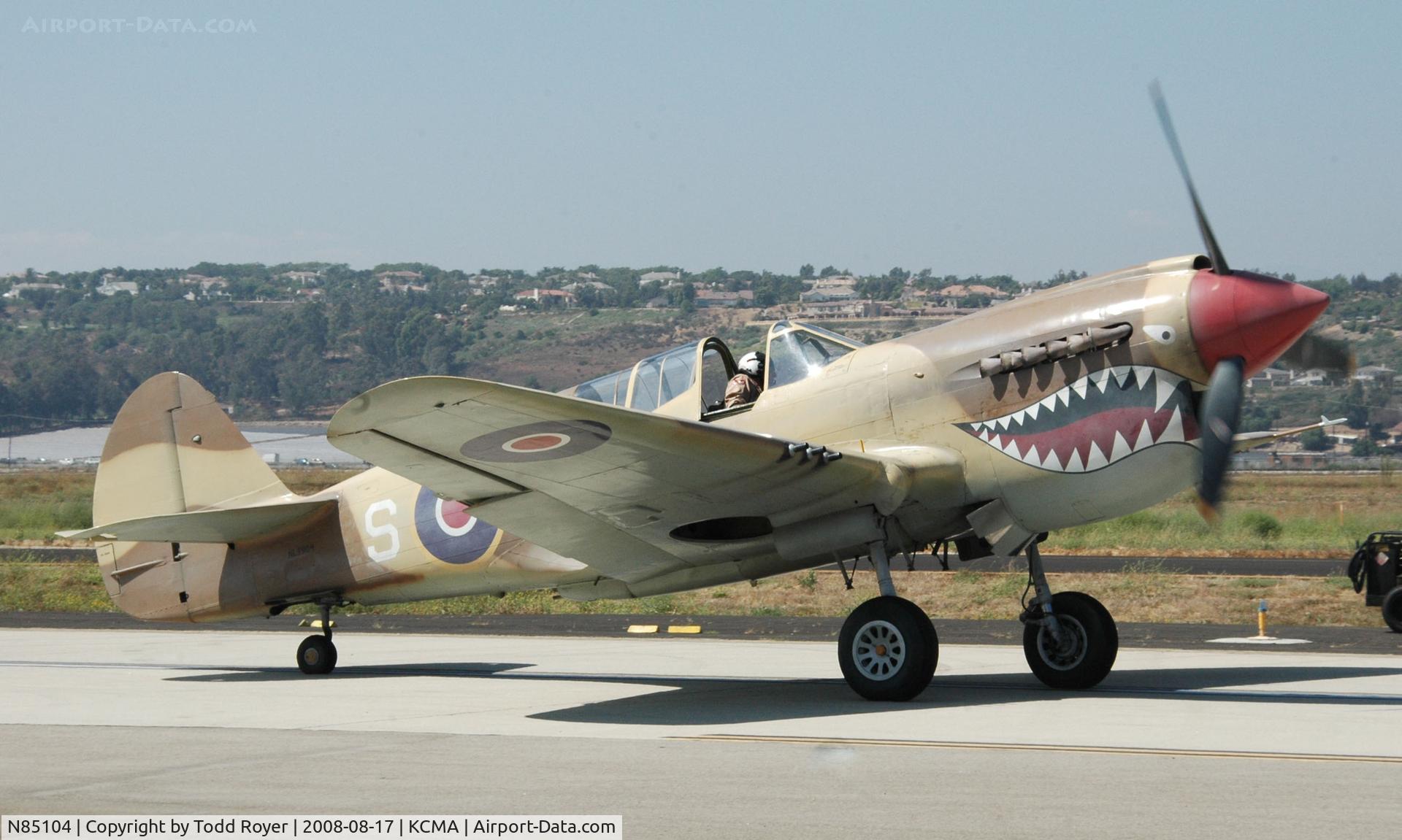 N85104, Curtiss P-40N-5CU Kittyhawk C/N 28954/F858, Camarillo Airshow 2008