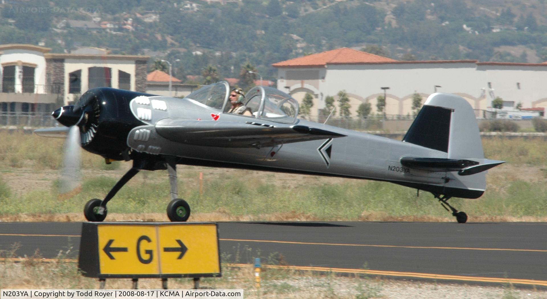 N203YA, 1996 Yakovlev Yak-55M C/N 961006, Camarillo Airshow 2008