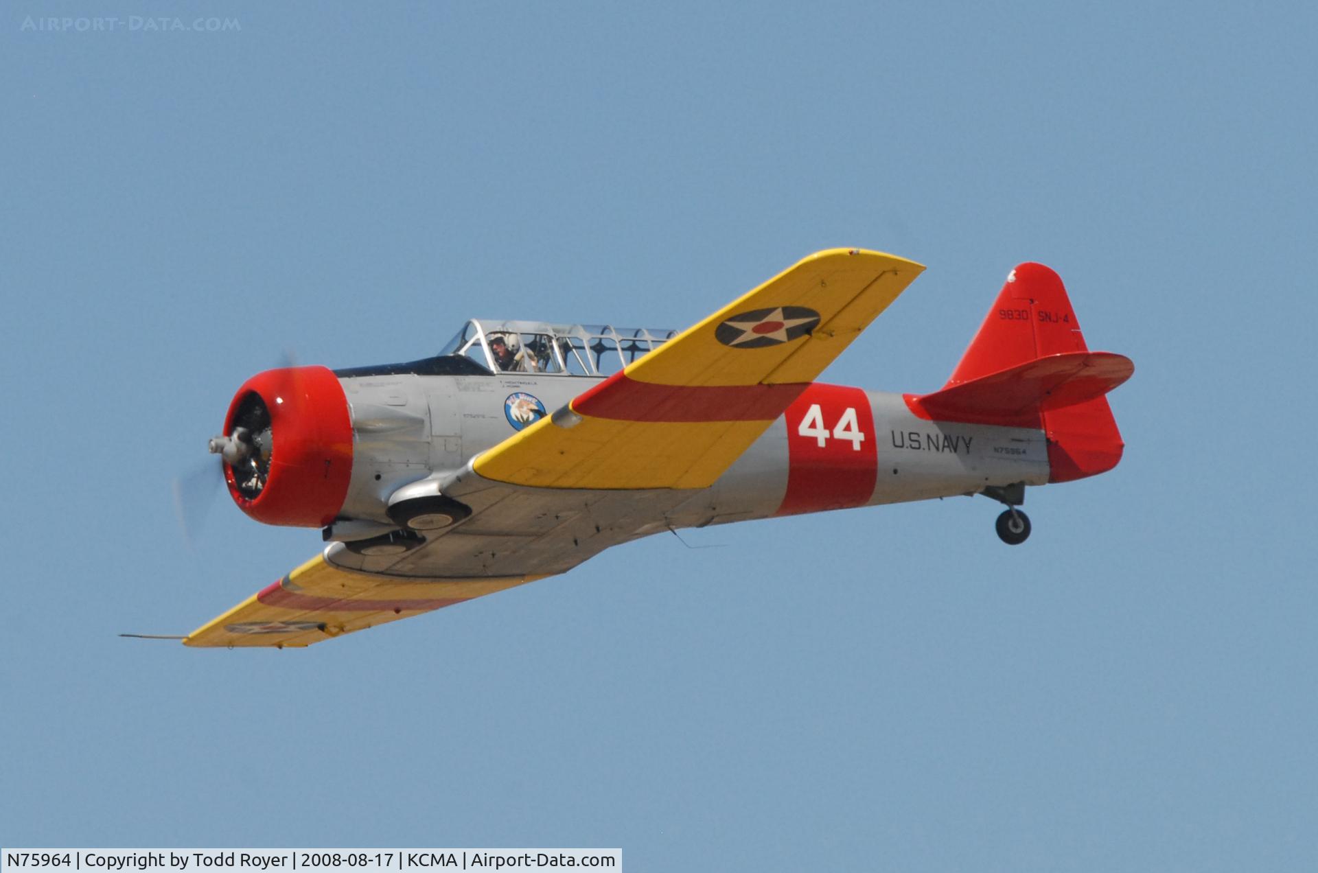 N75964, 1943 North American SNJ-4 Texan C/N 88-9830, Camarillo Airshow 2008